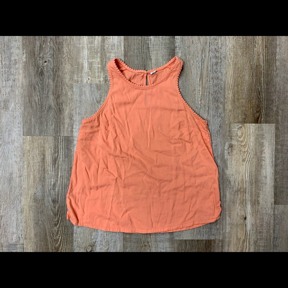 Old Navy Scalloped Racerback Tank Top